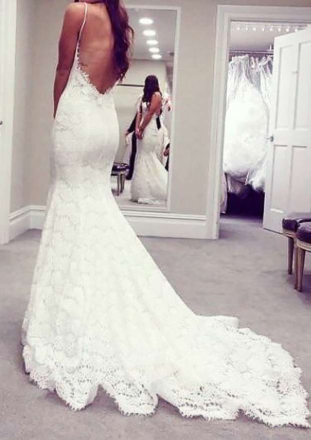 Sweetheart Sleeveless Trumpet/Mermaid Court Train Lace Wedding Dress