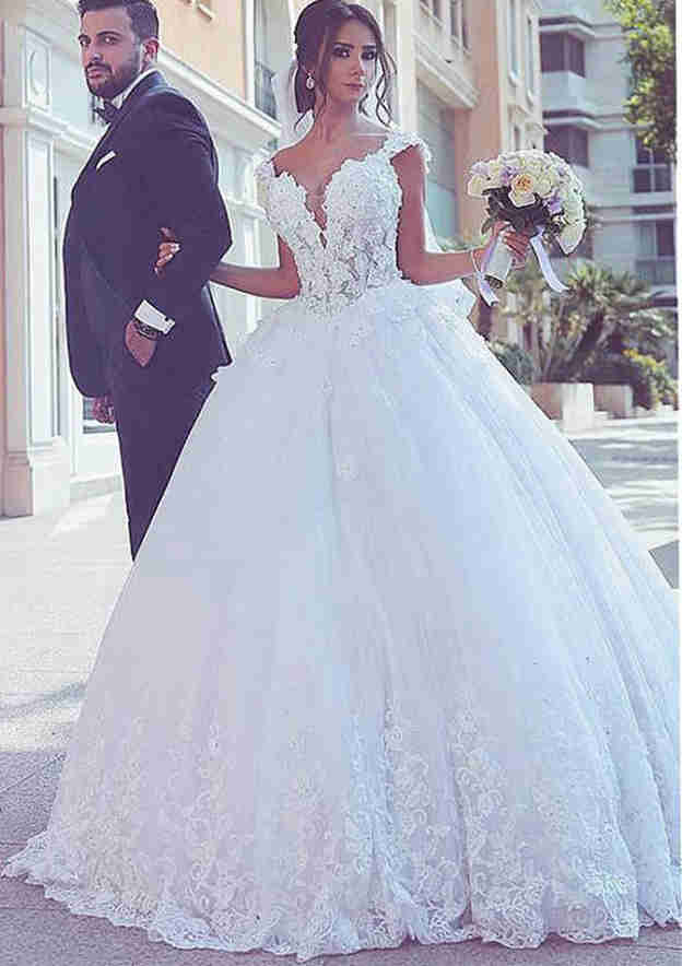 Lace Wedding Dress Ball Gown V-Neck Sleeveless Chapel Train with Appliqued