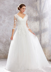 Princess A-Line V-Neck 3/4 Sleeve Sweep Train Tulle Lace Wedding Dress