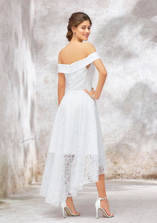 Off-the-Shoulder Sleeveless Asymmetrical Lace Wedding Dress, A-line