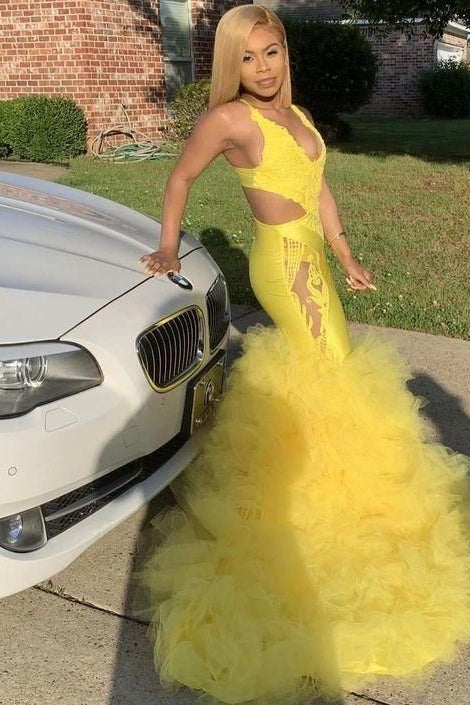 Glamorous Yellow Sleeveless Mermaid Lace Prom Dress With Ruffles