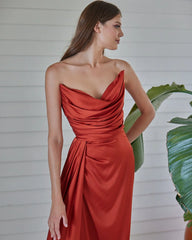 Chic Strapless Red Prom Dress Pleated Sleeveless Mermaid Dress
