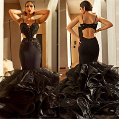 Glamorous Black Spaghetti-Straps Mermaid Prom Dresss Lace Appliques With Ruffles