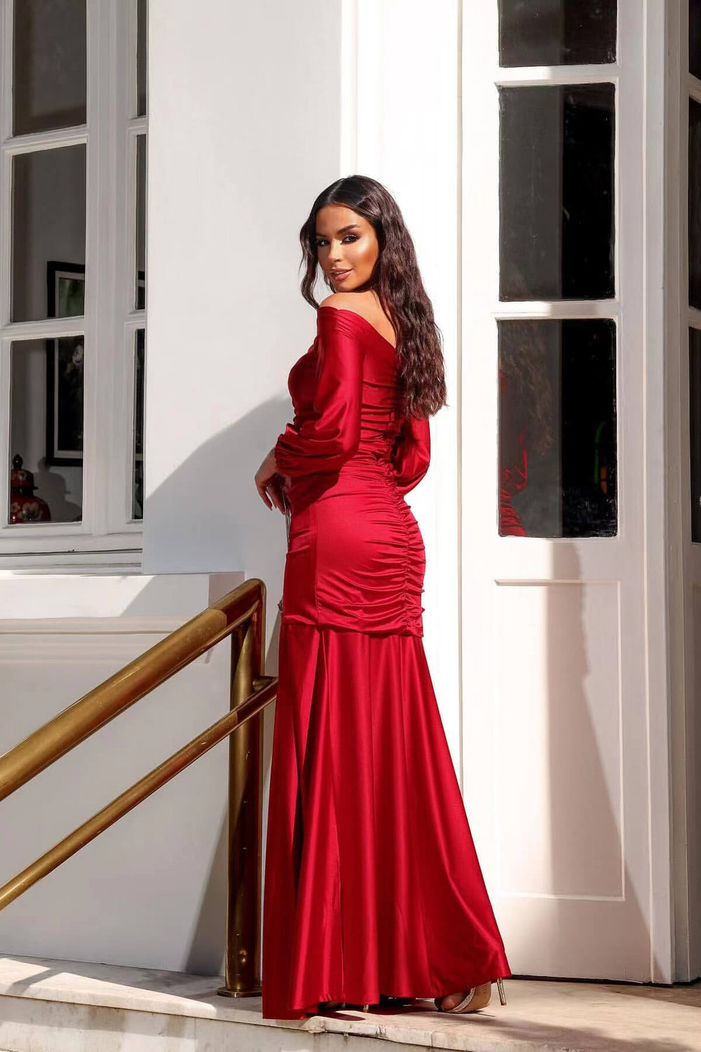 Glorious Red Long Sleeves Prom Dress Off-the-Shoulder Front Split