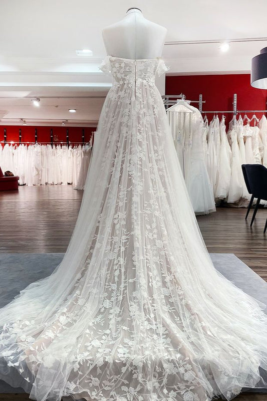 Stunning Off-the-shoulder A-line Wedding Dress with Long Tulle Ruffles and Appliques Lace