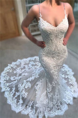 Long Mermaid V-Neck Wedding Dress Featuring Spaghetti Straps and Lace Appliques
