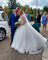Elegant Long Sleeve A-line Sweetheart Tulle Wedding Gown