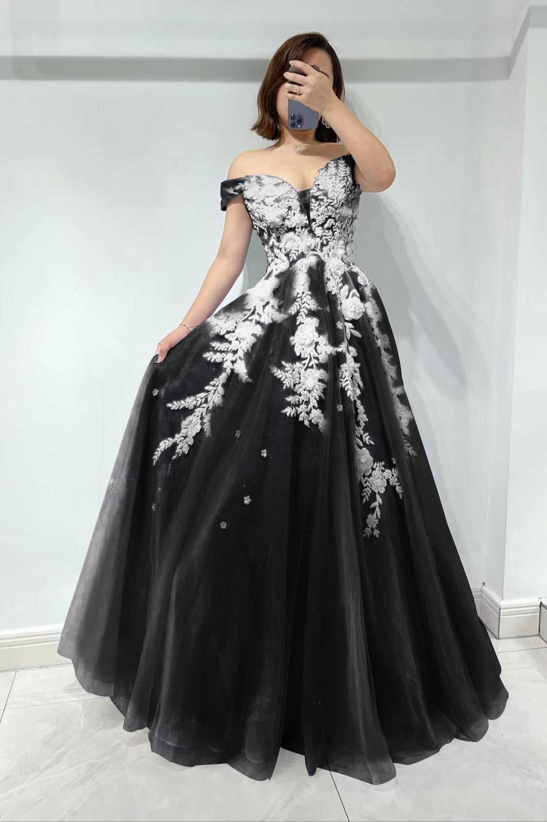 Amazing Lilac Sweetheart Off-the-Shoulder Tulle Evening Dress with Appliques