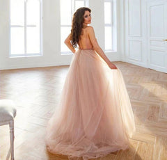 Elegant Backless Long V-neck A-line Wedding Dress in Floral Tulle