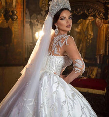 Princess Sweetheart Wedding Dress with Elegant Long Satin Sleeves