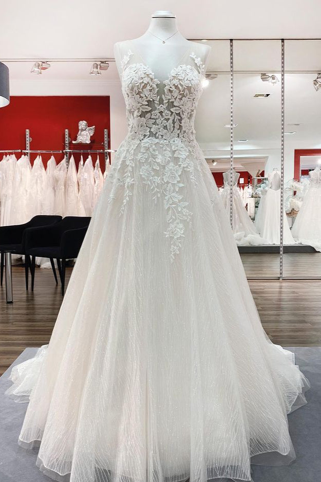 Elegant A-line Wedding Gown with Sweetheart Neckline and Open Back in Stunning Tulle