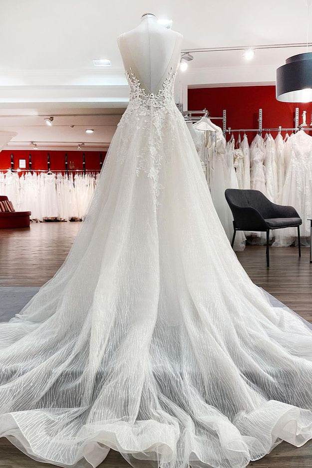 Elegant A-line Wedding Gown with Sweetheart Neckline and Open Back in Stunning Tulle