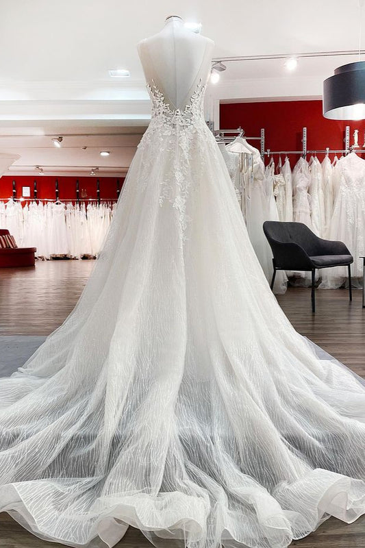 Elegant A-line Wedding Gown with Sweetheart Neckline and Open Back in Stunning Tulle