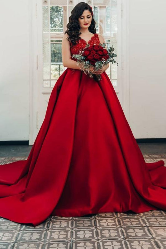 Princess Wedding Dresses in Elegant Long Satin with V-neck and Lace