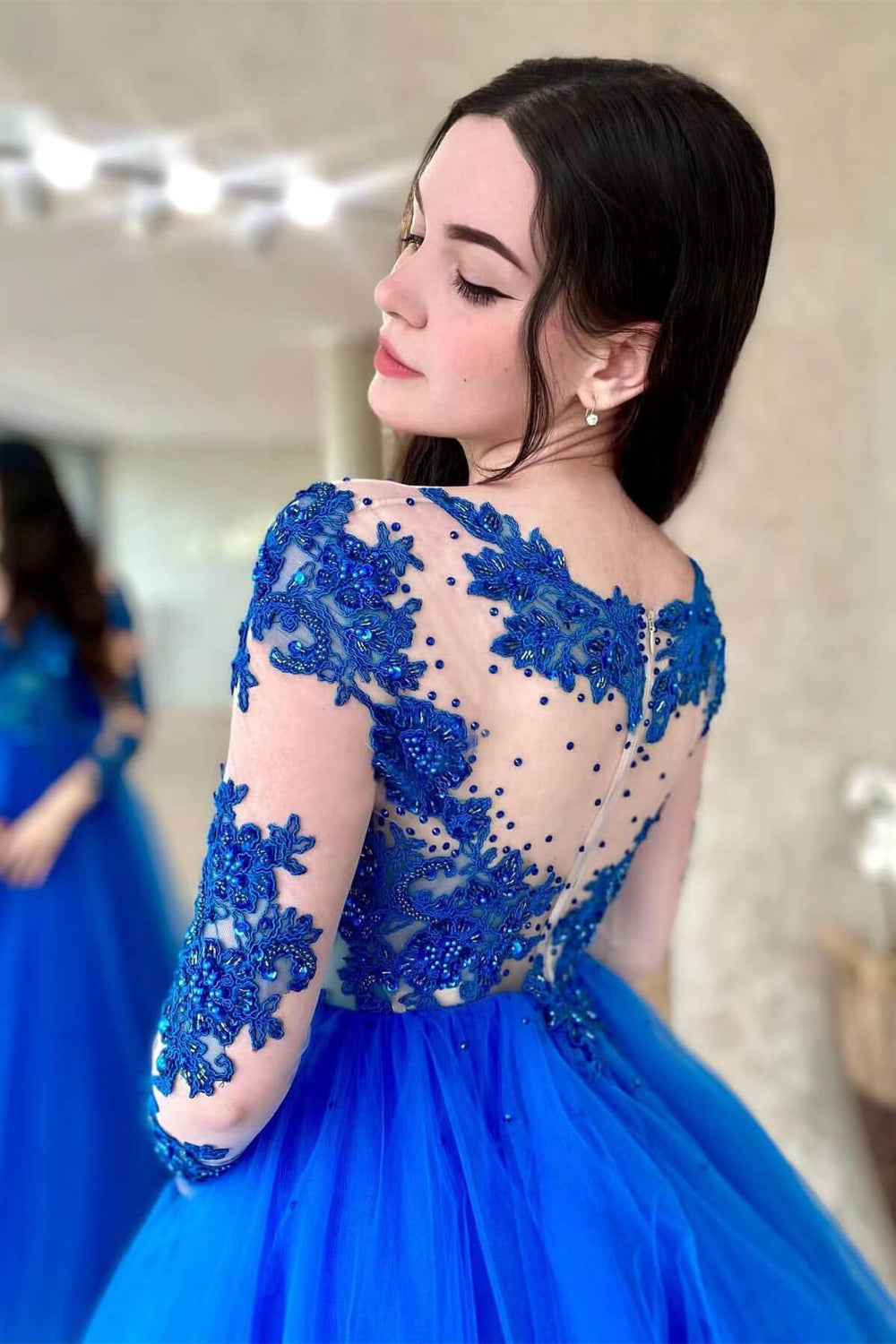 Amazing Royal Blue Long Sleeves Tulle Prom Dress with Appliques 