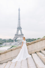 Elegant White V-Neck Chiffon A-line Bridal Gown with Lace and Cap Sleeves
