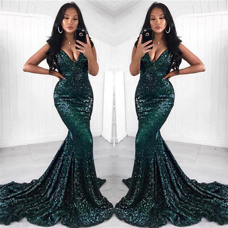 Glamorous Dark Green Sequined V-Neck Sleeveless Mermaid Prom Dress Online