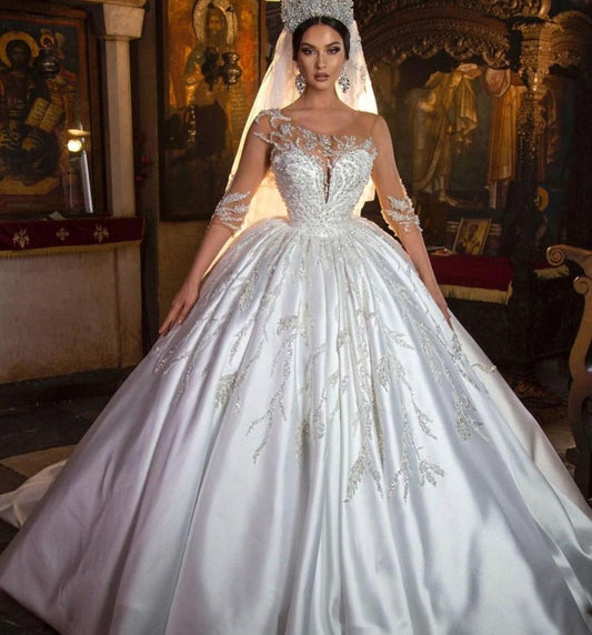 Princess Sweetheart Wedding Dress with Elegant Long Satin Sleeves