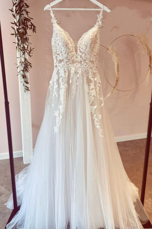 Sweetheart Modest Wedding Dress with Lace Appliques and Ruffled Tulle in A-Line Floor-length