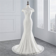 Elegant Floor-length Off-The-Shoulder Mermaid Bridal Gown With Lace