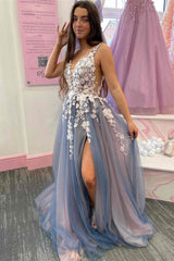 Gorgeous V-Neck Sleeveless A-line Prom Dress Appliques With Split