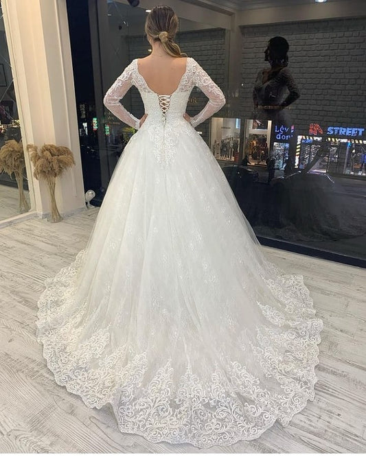 A-Line Vintage V-neck Wedding Dress with Lace Appliques and Long Tulle Sleeves
