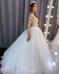 Elegant A-line Wedding Gown with Long Lace Sleeves and Tulle