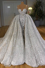 Sweetheart Mermaid Wedding Dress with Elegant Sequins and Ruffled Train