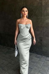 Black Sleeveless Strapless Sweetheart Mermaid Prom Dress