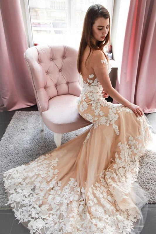 Elegant Off-the-Shoulder Mermaid Wedding Gown with Appliques Lace and Backless Design