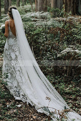 Elegant Backless A-line Wedding Dress with Lace and Spaghetti Straps
