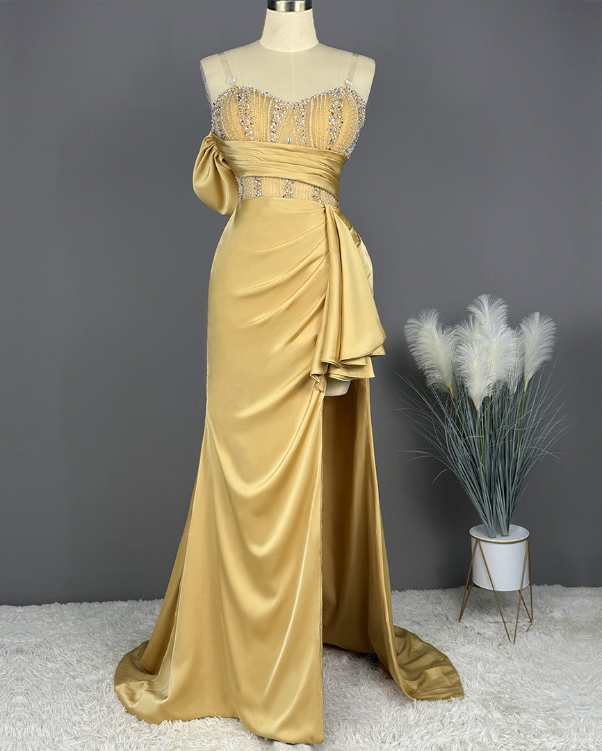 Elegant Spaghetti Straps Split Mermaid Prom Dress Long Pleated Sleeveless Evening Gown with Beading Sequins
