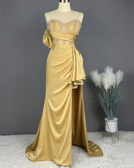 Elegant Spaghetti Straps Split Mermaid Prom Dress Long Pleated Sleeveless Evening Gown with Beading Sequins
