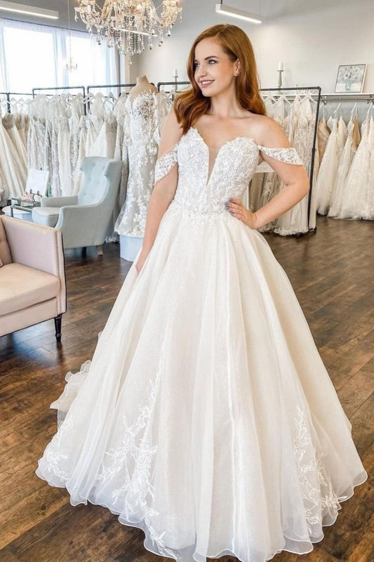 Sweetheart Backless Wedding Dress with Elegant Off-the-Shoulder Train and A-Line Lace Appliques