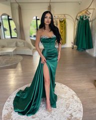 Dark Green Strapless Mermaid Prom Dress Sleeveless Pleated with Beads