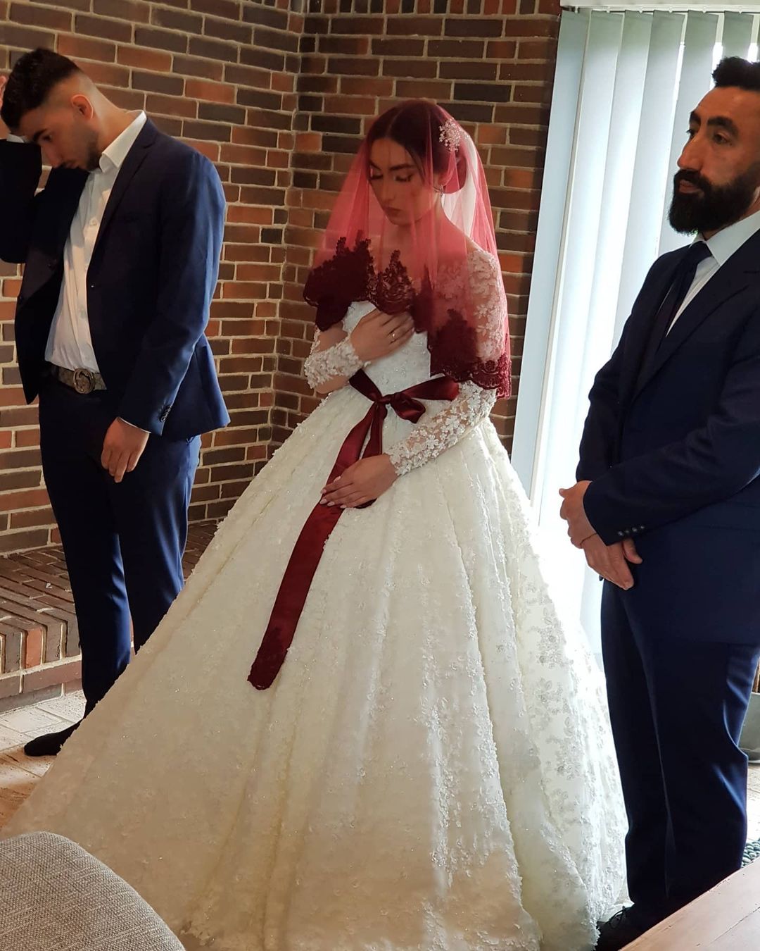 Elegant Princess Wedding Gown with Long Lace Sleeves