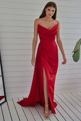 Chic Strapless Red Prom Dress Pleated Sleeveless Mermaid Dress