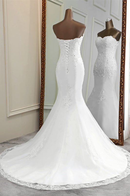 Long Mermaid Strapless Lace Wedding Dress with Elegant Appliques and Beadings