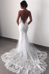 Lace Wedding Dress with Mermaid Silhouette and Spaghetti Straps, Adorned with Appliques