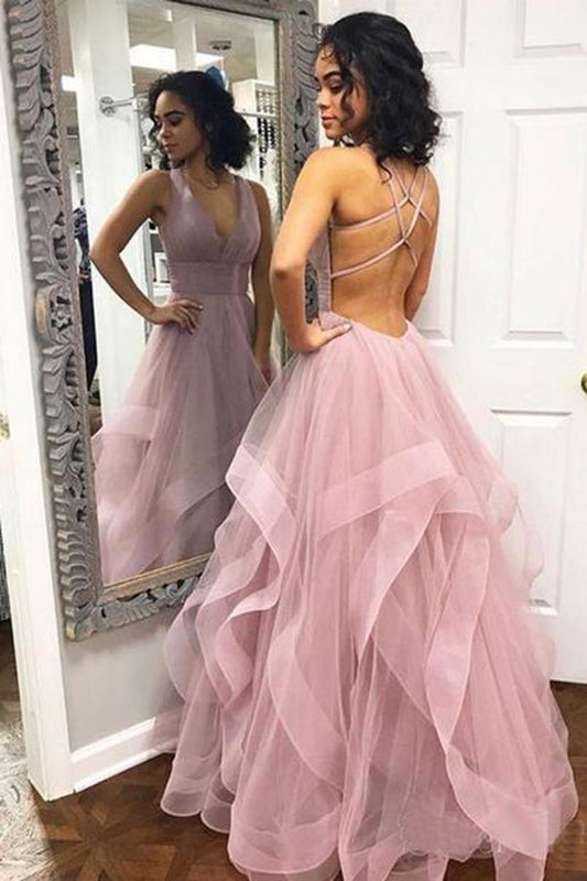 Classic Halter V-Neck Sleeveless Prom Dress Tulle Ruffles