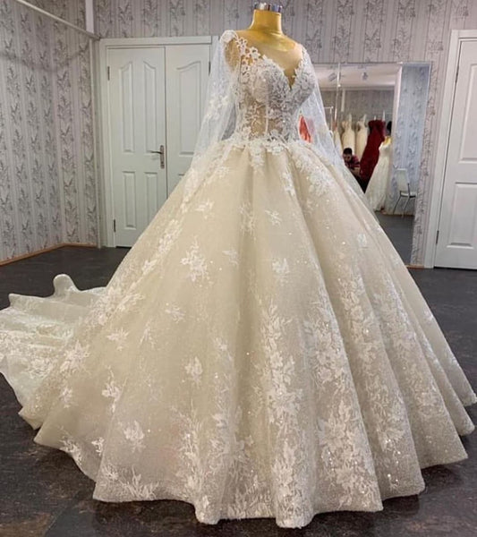 Floor-length Bateau A-line Wedding Dress in Elegant Tulle with Lace Sequins Appliques