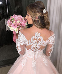 Elegant Princess Wedding Dress with Off-the-shoulder Long Sleeves and Floral Tulle Lace Appliques