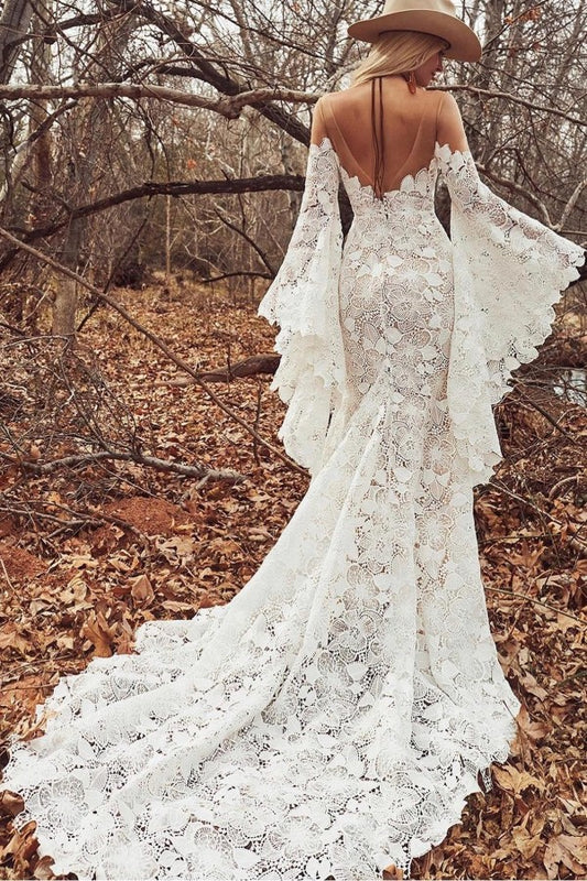Elegant Floor-Length Mermaid Wedding Gown with Long Lace Sleeves