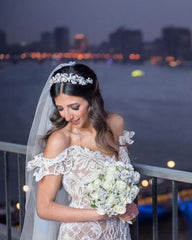 Long Off-the-shoulder Mermaid Wedding Dress in Elegant Lace Tulle