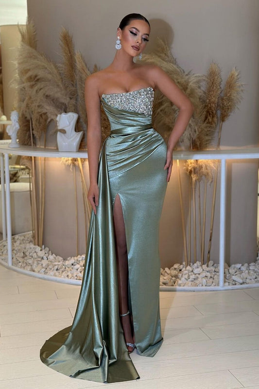 Chic Glamorous Green Sleeveless Prom Dress With High Slit |