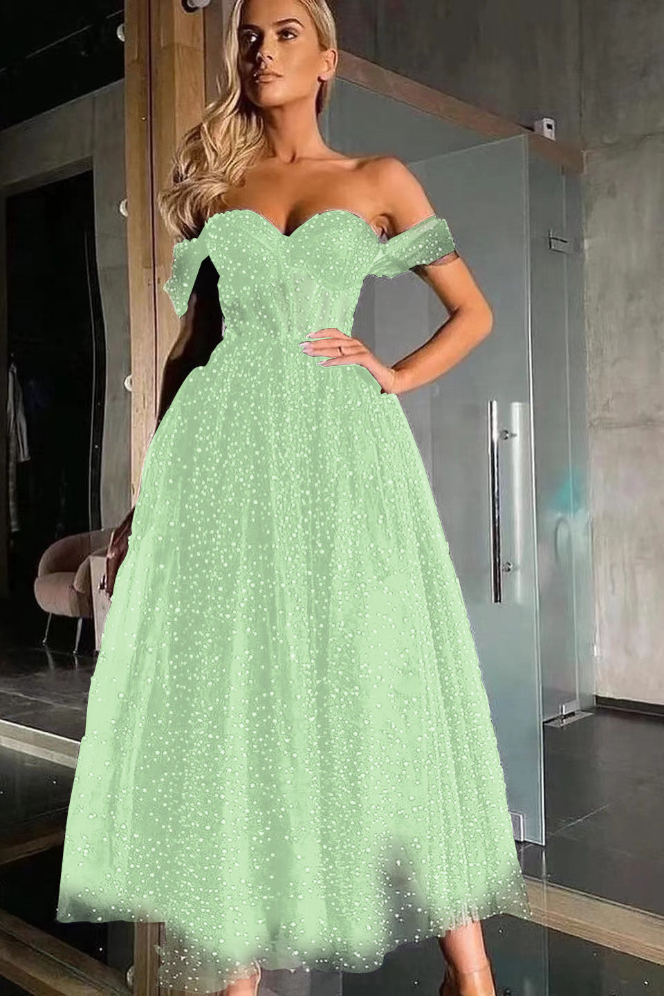 Black Off-the-Shoulder Sweetheart A-Line Beads Prom Dress with Tulle