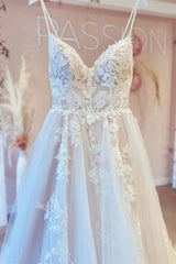 A-Line Wedding Dress with V-Neck and Spaghetti Straps in Tulle Lace