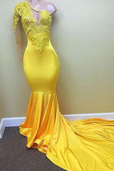 Modern Yellow One Shoulder Mermaid Prom Dress Long Sleeves With Appliques