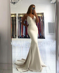 Spaghetti-Straps V-Neck Mermaid Long Prom Dress Elegant