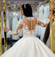Elegant High-neck Long Sleeve Wedding Dress Featuring Lace Appliques